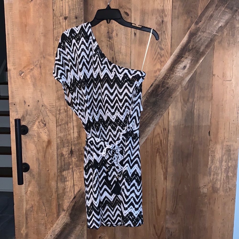 NWT Trina Turk Drift Asymmetrical Cover Up Dress S